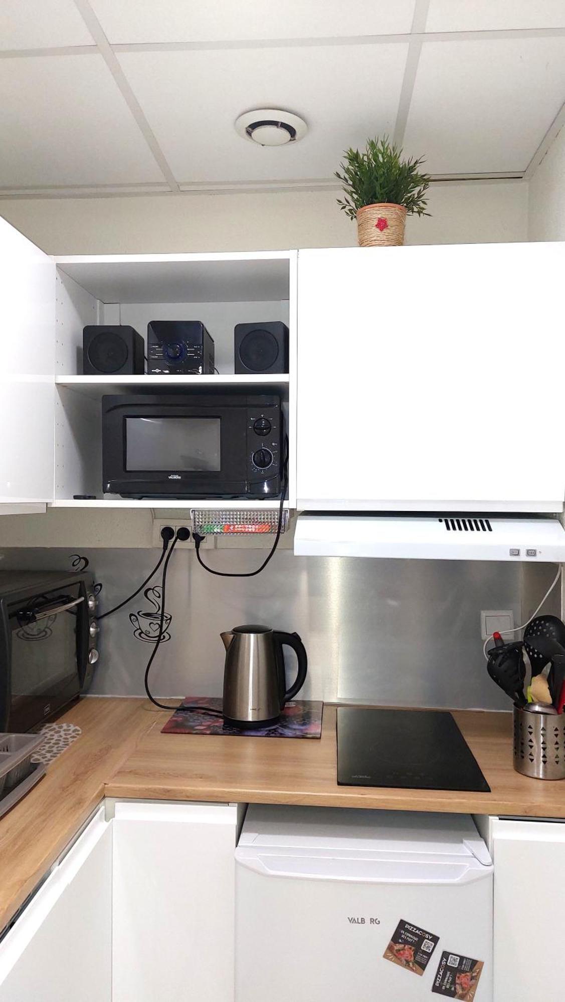 Ferienwohnung A 10Mn Des Arenes F2 Au Calme Avec Garage Gratuit Nîmes Exterior foto