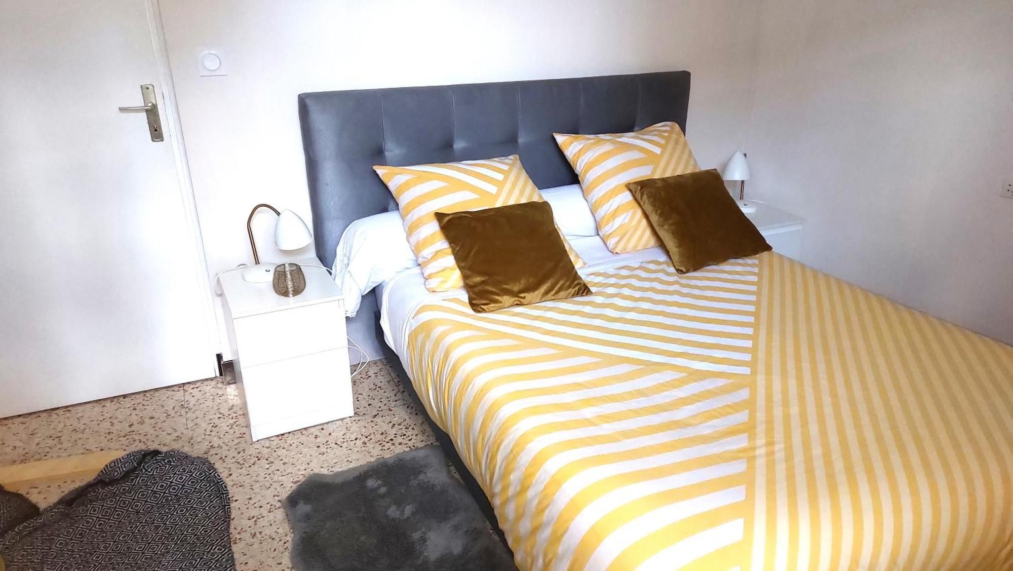 Ferienwohnung A 10Mn Des Arenes F2 Au Calme Avec Garage Gratuit Nîmes Exterior foto